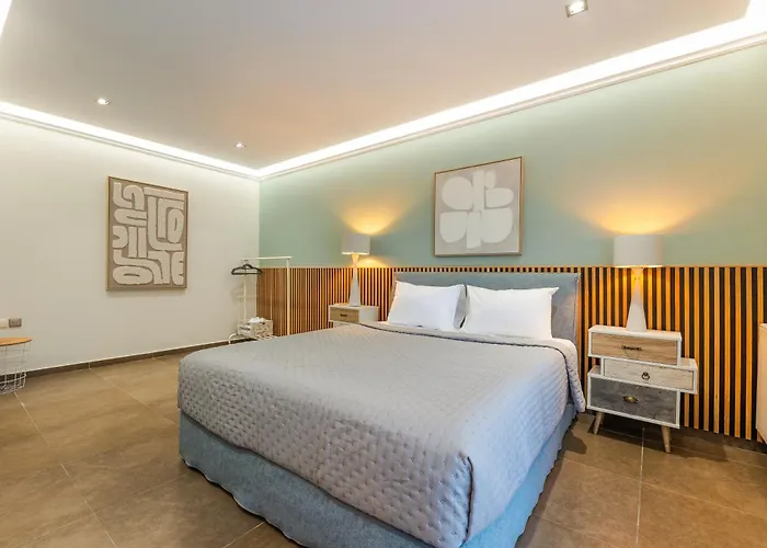 Italicon I Apartament *